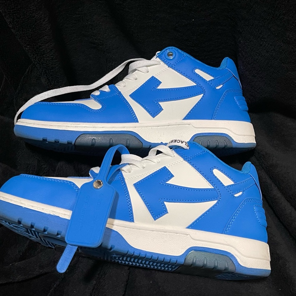 Off-White Men Sneakers in Blue and White